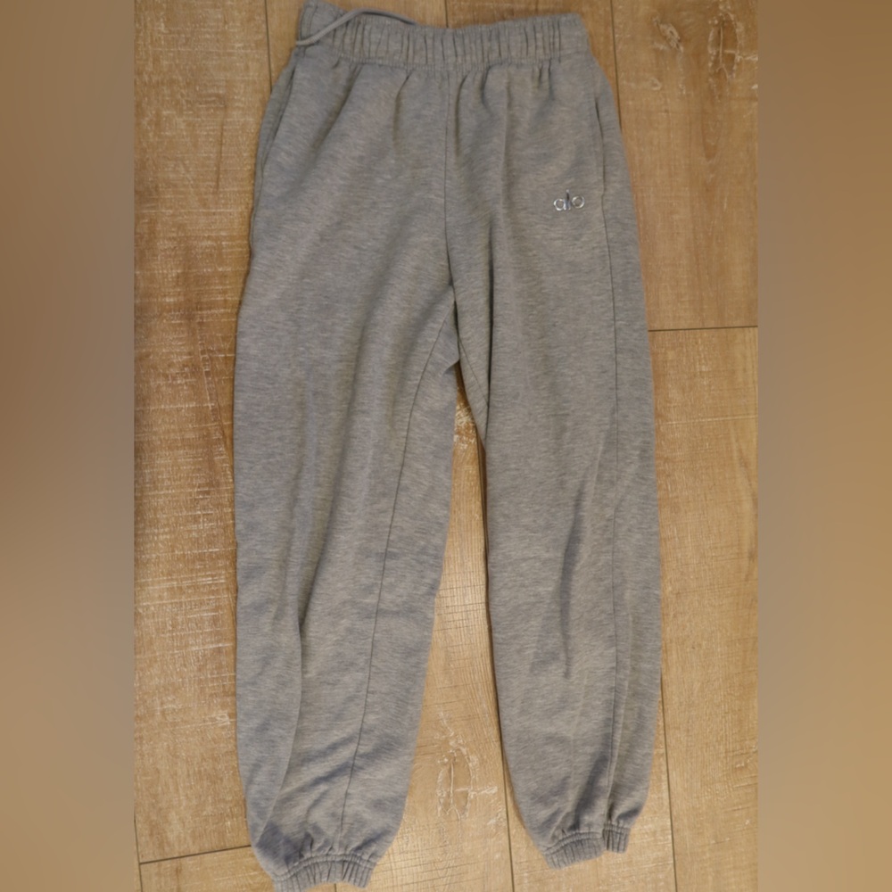 ALO Yoga Gray Track Pants - Picture 4 of 6